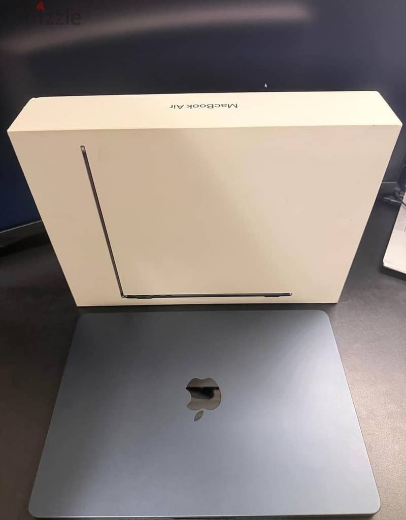 MacBook air m3 4