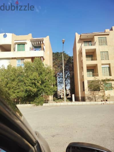 شقة ١٠٠ متر للبيع في ٦ اكتوبر الحي الحادي عشر