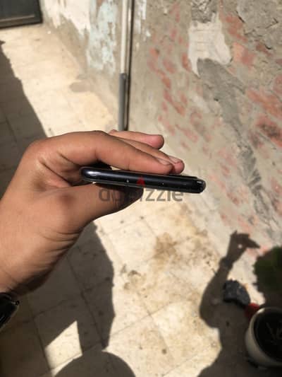 Apple - iPhone 7 Plus متاح البديل تلفون اخر