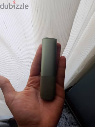 IQOS.