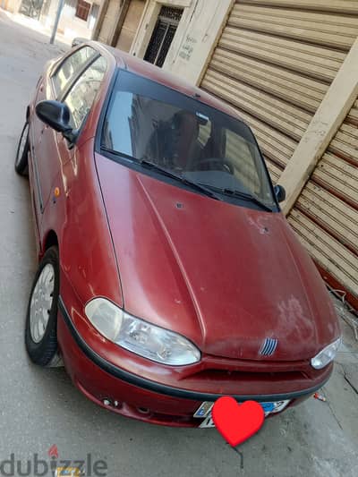 فيات سيينا 2000