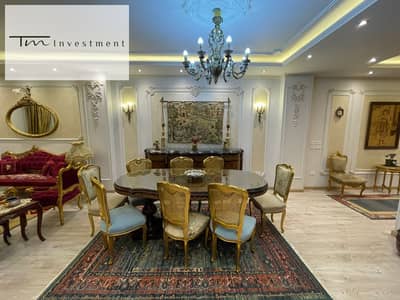 دوبلكس 212 م لقطة في اكتر مكان مميز في التجمع الخامس و بفيو خاص علي حمام سباحة - القاهرة الجديدة
