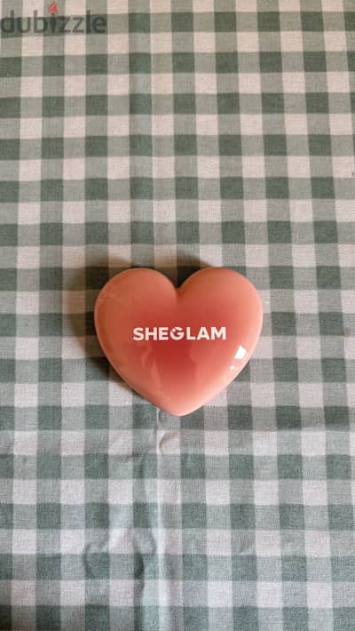 sheglam heart blush