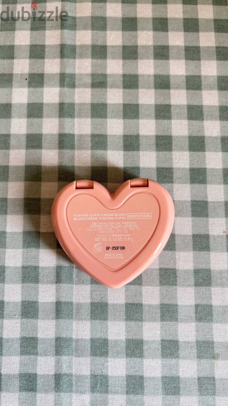 sheglam heart blush 1