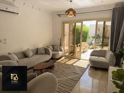 شاليه متشطب بالكامل بإطلالة مفتوحة للبيع في قرية Hacienda Bay - الساحل الشمالي (استلام فوري)