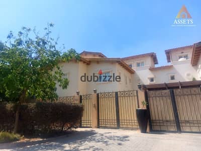 I villa roof 305M + 80M Roof prime location semi finished Mountain view hyde park