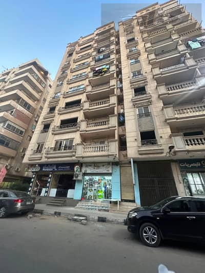 محل للبيع في حدائق حلوان | موقع تجاري مميز جدًا    الموقع: حدائق حلوان  بالقرب من محطة مترو حدائق حلوان  على بعد دقائق من شارع توتنجي والمفارق