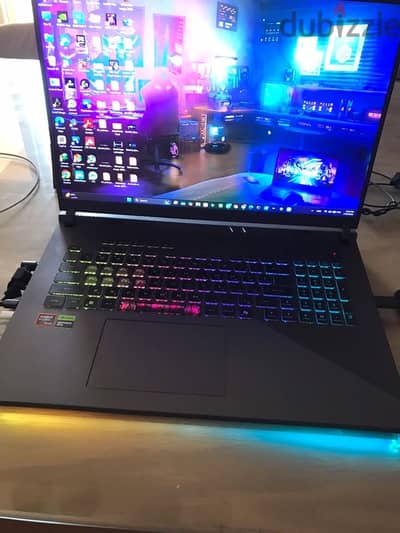 Asus ROG G18 for sale used for only 4 months- in the guarantee period.