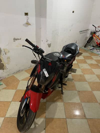 سينكي gtr250