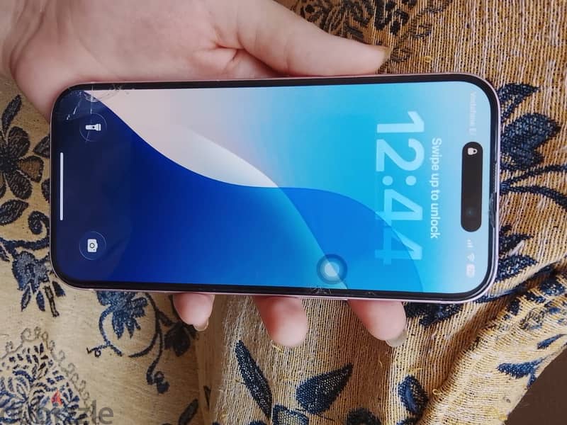 Apple - iPhone 15 2