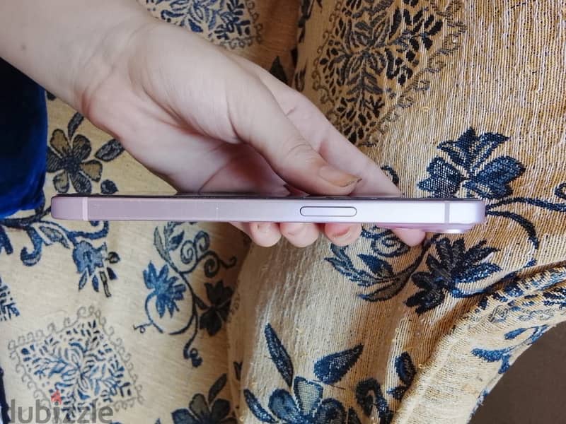 Apple - iPhone 15 3