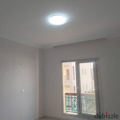Apartment for rent in the Paradise Compound, Mohandessin | First occupant - Fifth Settlement   Area: 155 m²  First floor, Model A, unspoiled sea view   3 bedrooms   2 bathrooms   2 balconies   Reception   Kitchen without furnishings - Kitchen furniture available in wood with rental adjustment     *Rent: 22,000 EGP*