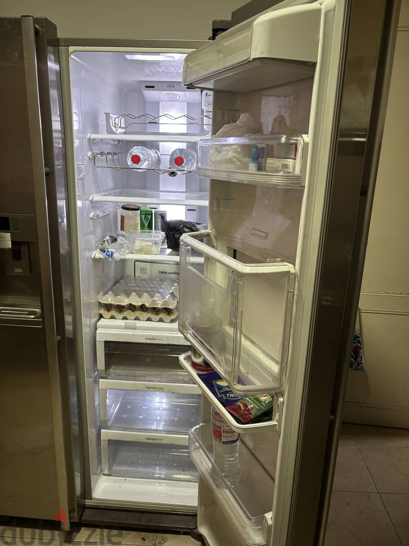 Fridge / freezer 2