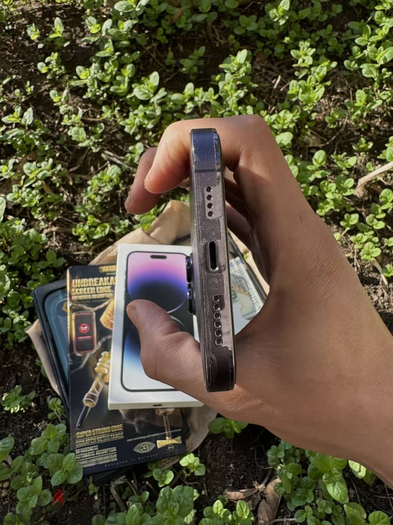 14 pro max 4