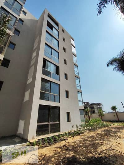 شقة ديركت علي ليك للبيع في ليك فيو ريزيدنس 2 القاهرة الجديدة Lake View Residence 2 New Cairo