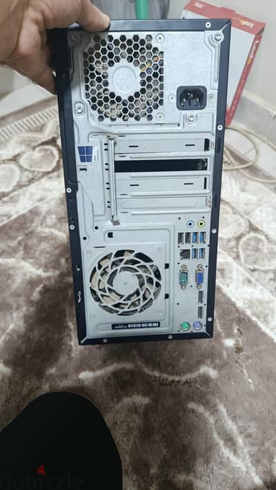 كيسه  hp  بروه ام دى 10 اعلى فئه في البروسيسور رمات 8 ار 4 كرت شاشه 2