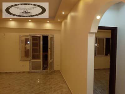 شقة ارضي بجاردن  للإيجار التجمع الخامس   البنفسج عمارات بالقرب من واتر واى والتسعين الشمالى وكارفور  بمدخل خاص  تشطيب الترا سوبر لوكس
