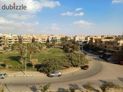 شقة روف للبيع البنفسج فيلات امام الرحاب دايركت