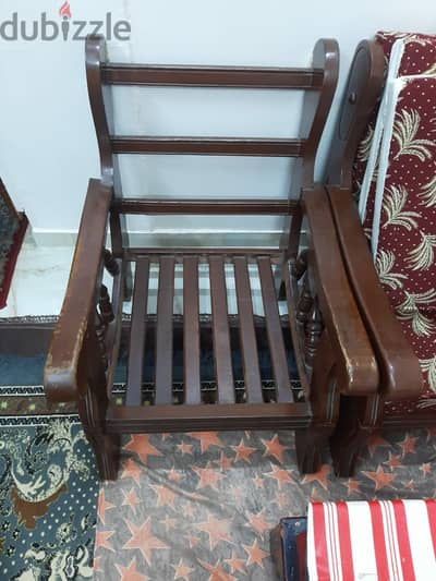 عرض لمدة يوم. طقم اسيوطي خشب زان