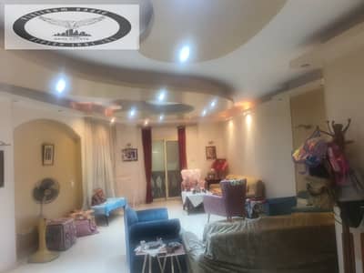 شقة للإيجار بالمطبخ  سكني او اداري التجمع الخامس الحي الثالث بالقرب من المحكمة  عقد مده طويلة  تشطيب الترا سوبر لوكس
