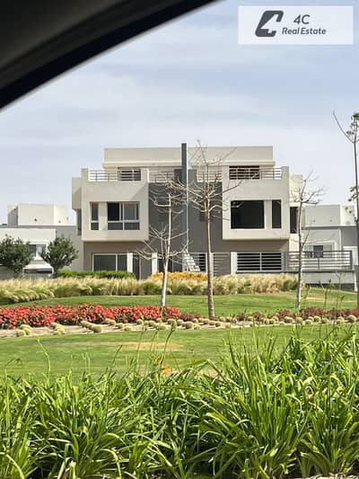 Ready-to-Move Twin House, North-Facing, Landscape View, 4 Bedrooms for sale in Hyde Park, Fifth Settlement, New Cairo