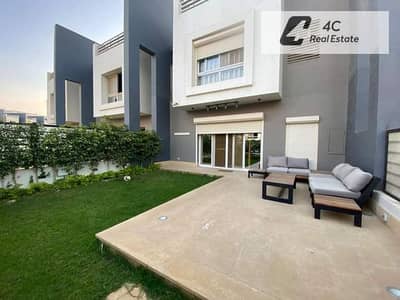 Corner Townhouse with 4 Bedrooms, Ready-to-Move, Landscape View for sale in Hyde Park, Fifth Settlement, New Cairo