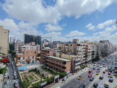 - شقة للبيع 145م رشدي - شارع ابوقير مباشرة - مطلات مفتوحة علي شارع ابوقير بالكامل
