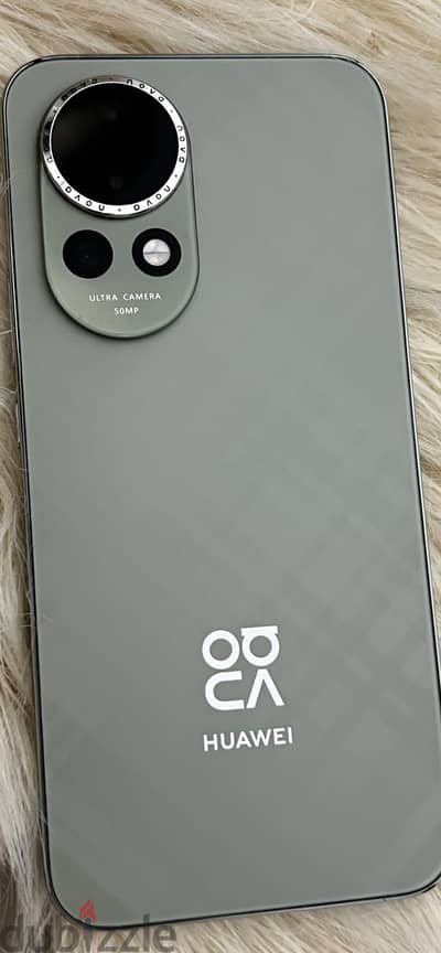 Huawei Nova 13