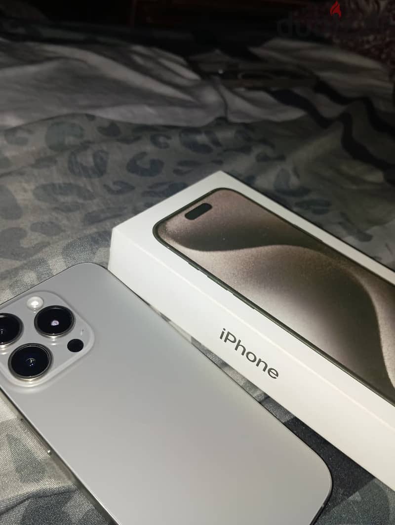 Apple - iPhone 15 Pro 3