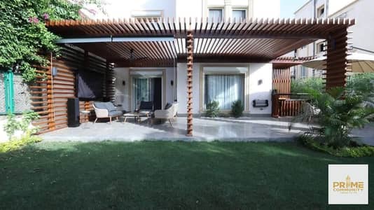 Twin house fully finished in greens compound amazing opportunity in prime location for sale