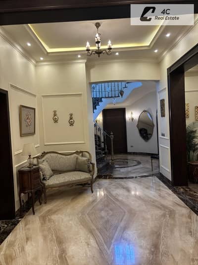 600m² villa for sale at the lowest price in Hyde Park, Fifth Settlement. Luxury finishing with air conditioning and a uniquely designed kitchen. Ready 600m² villa for sale at the lowest price in Hyde Park, Fifth Settlement. Luxury finishing with air conditioning and a uniquely designed kitchen. Ready