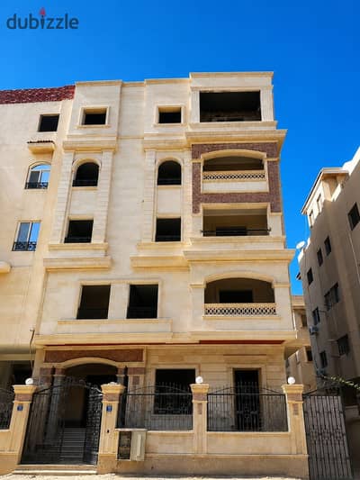 Apartment without a real estate agent in the southern investors area, a great price