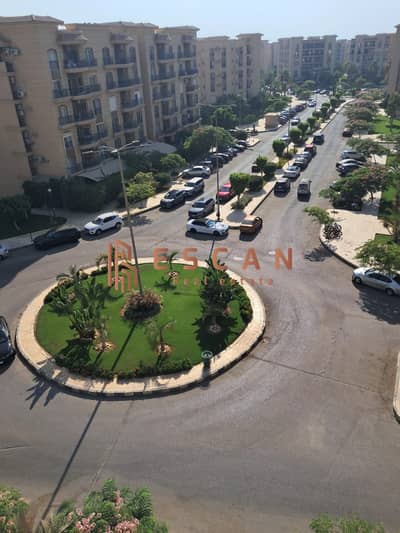 شقة 162 م بيع فى الرحاب موقع مميز بالقرب من الخدمات فيو الميدان