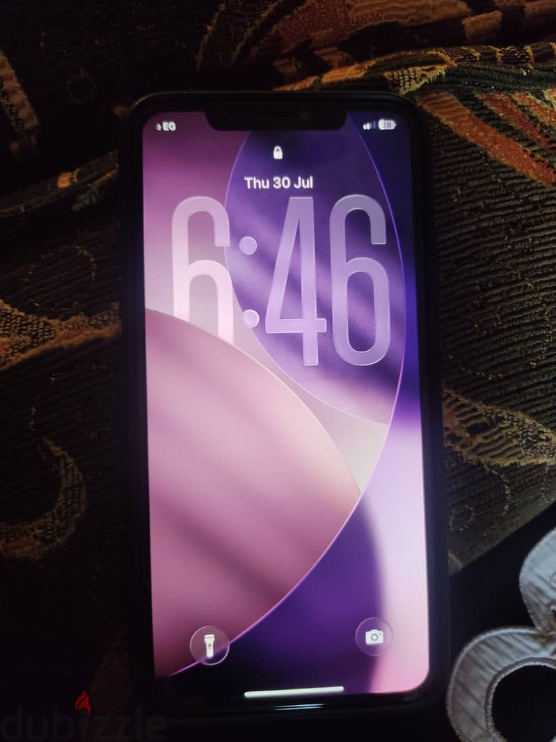 Apple - iPhone 11 Pro Max 2