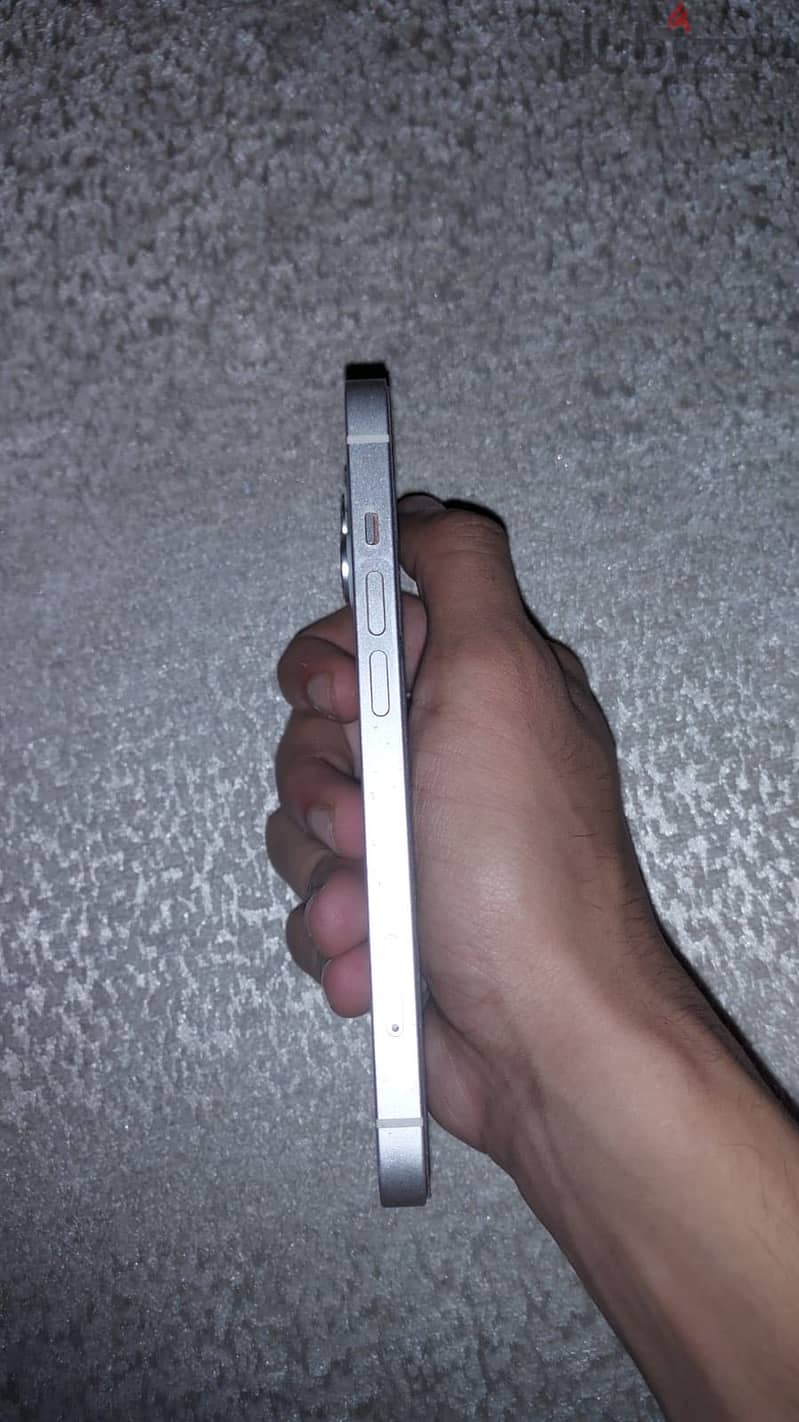Apple - iPhone 14 2