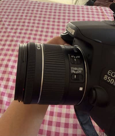Canon EOS 850D + Canon EF-S 18-55mm IS STM