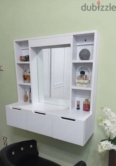 تسريحه معلقه ب 3 ادراج و 6 ارفف