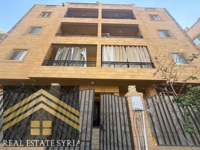 Fifth district, elevated ground floor, finishing is currently underway, first residence, 3 rooms and a bathroom for 11, dispose 10, S002