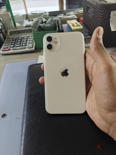 Apple - iPhone 11