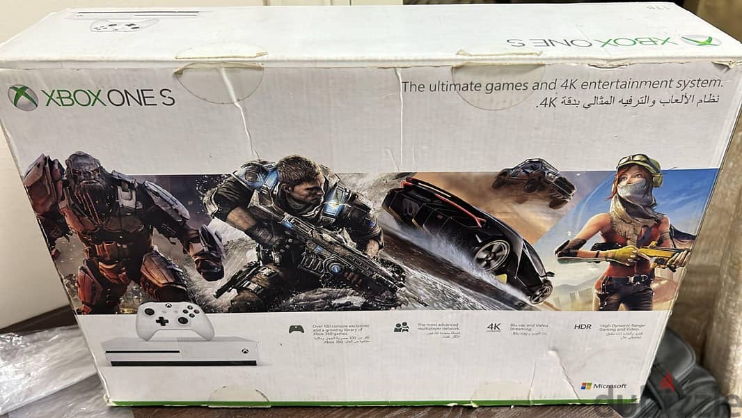 Xbox One s with controller & box 2