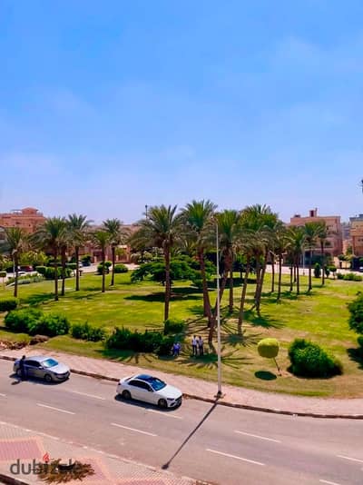 دوبلكس بجاردن بحري للبيع 420 م  بالكامل فيو جاردن مفتوح في البنفسج بجوار waterway قريب من الرحاب بالتجمع الخامس