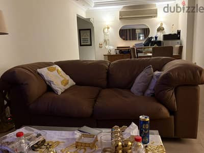 Sofa i very good condition
