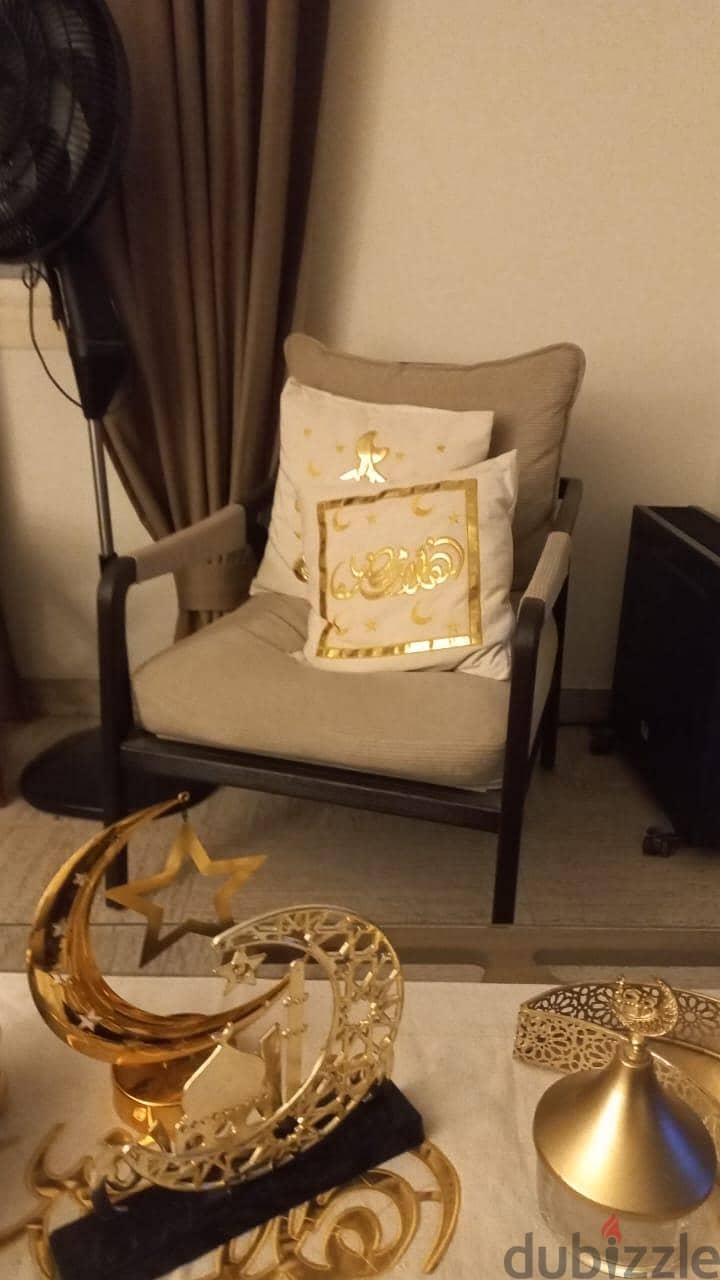 Sofa i very good condition 2
