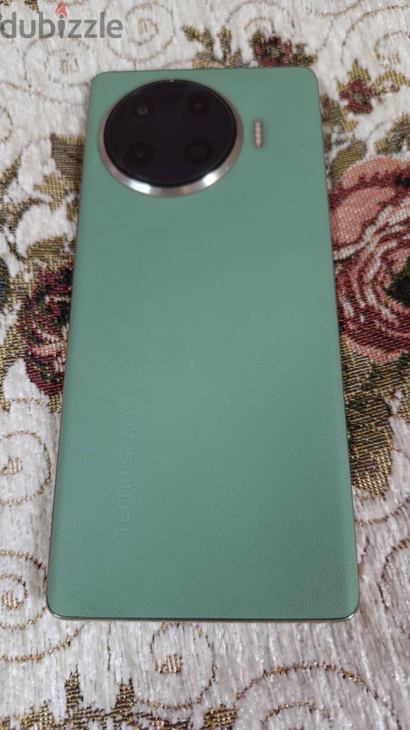 Tecno spark 20 pro 4