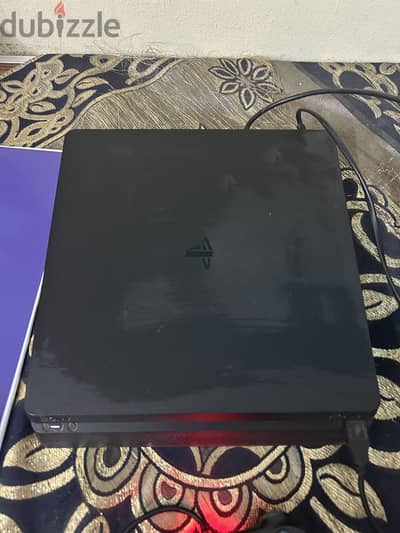 PlayStation 4 very good condition + Mortal Kombat 11 CD