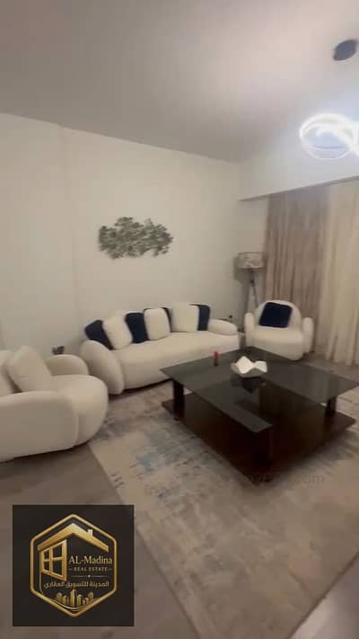 شقة حصري لدى شركة المدينة بميفيدا بوليفارد، 210م، 3 غرف و3 حمامات، غرفة مربية، فرش راقي، جاهزة للسكن، اتصل الآن للحجز