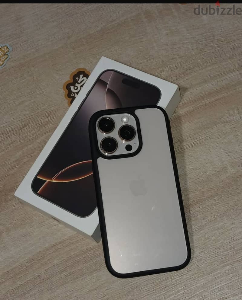 Apple _iphone 16pro 4