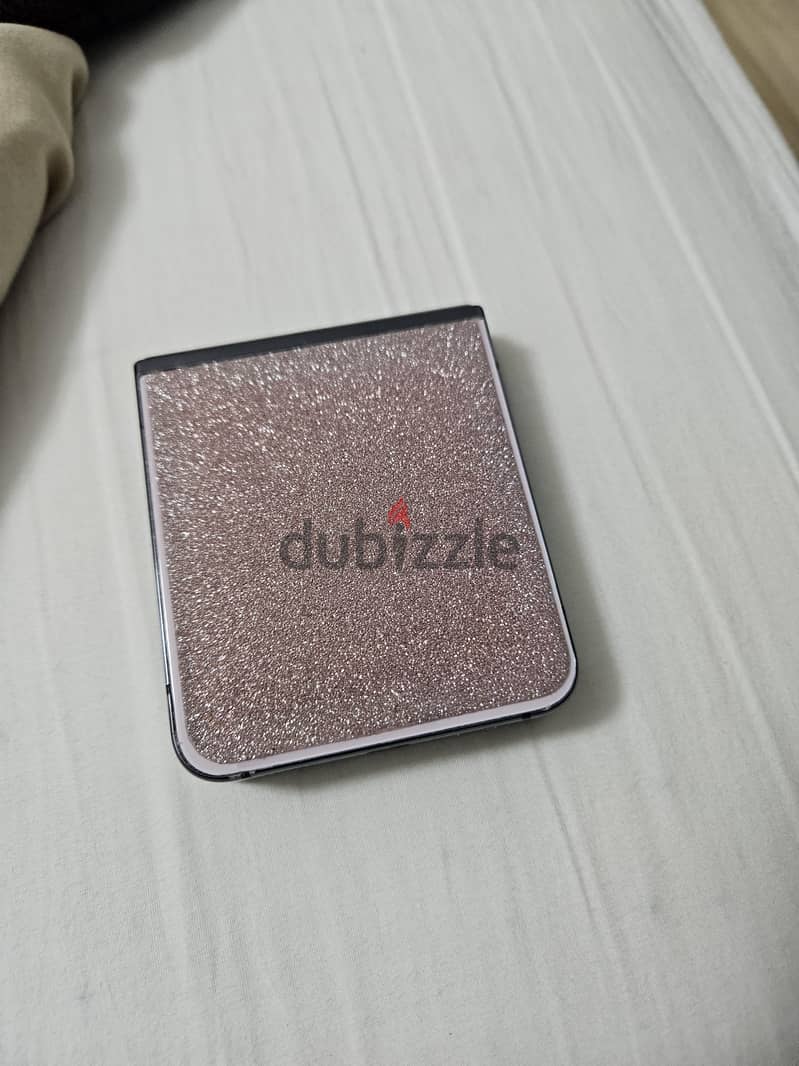 Samsung Z Flip 5 3