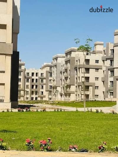 شقة ارضي بجنينة للبيع كمبوند جامعة القاهرة واصلة دهشور