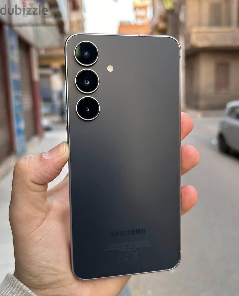 Samsung S25 FE 1